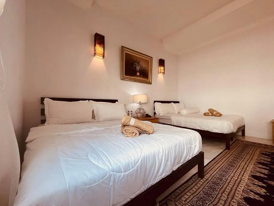 Horská chata Private Beach-Front Haven By Stayco - Seaview Pool, Ktv & Speaker System, Beach Air Loft, Private Beach Access And Beyond! Tanjung Bungah