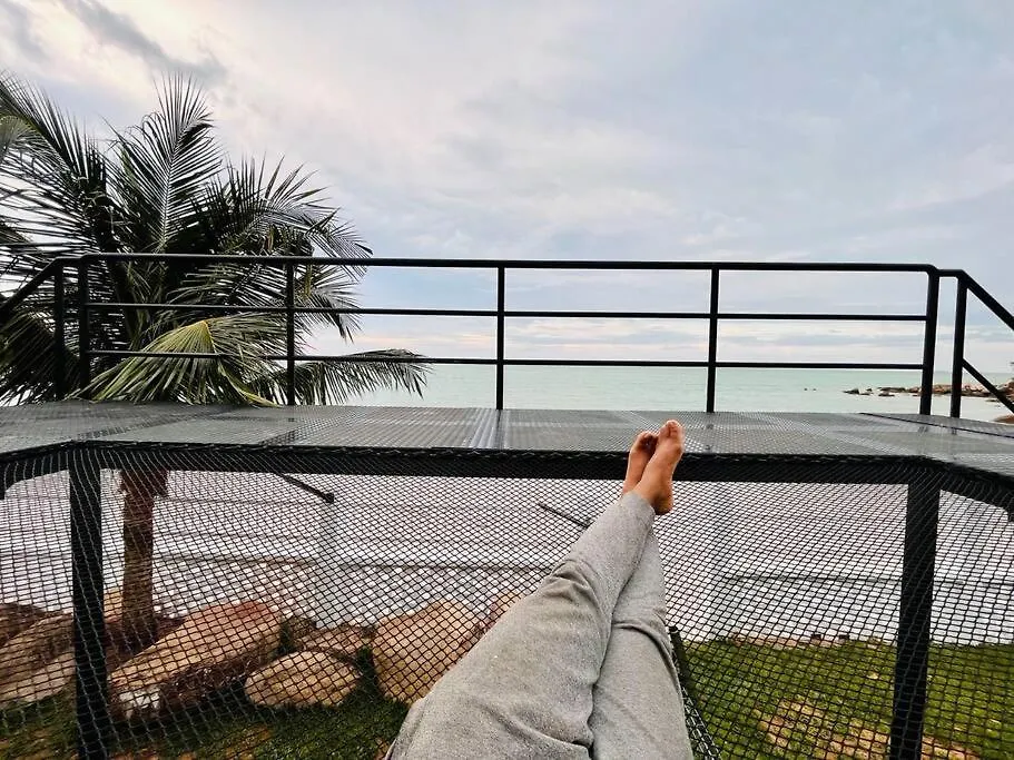 Private Beach-Front Haven By Stayco - Seaview Pool, Ktv & Speaker System, Beach Air Loft, Private Beach Access And Beyond! Tanjung Bungah  Tanjung Bungah (Penang)